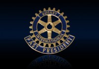 Rotary Past President Pin 18k Gold